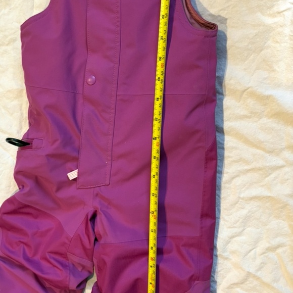 Patagonia snow pile bib 2T, snow suit, snow pants - Picture 8 of 11